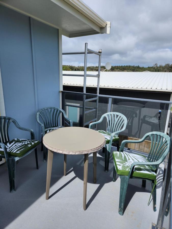 #40 At The Beach Waitarere Exterior foto